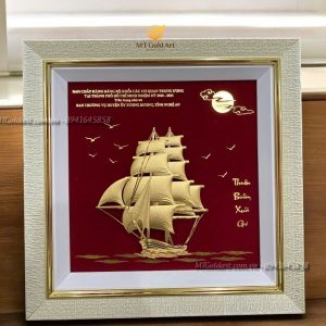 Tranh thuyền buồm phong thủy dát vàng (30x30cm) qua tang ban chap hanh dang bo khoi cac co quan trung uong tai tp hcm kinh tang tranh thuyen dat vang2