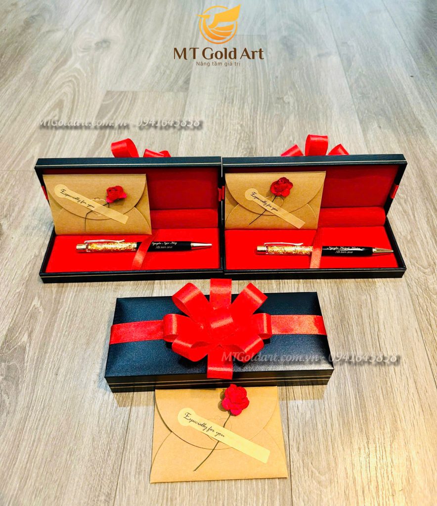 quà tri ân thầy cô giáo- A3 2007-2010- bút ký đúc vàng