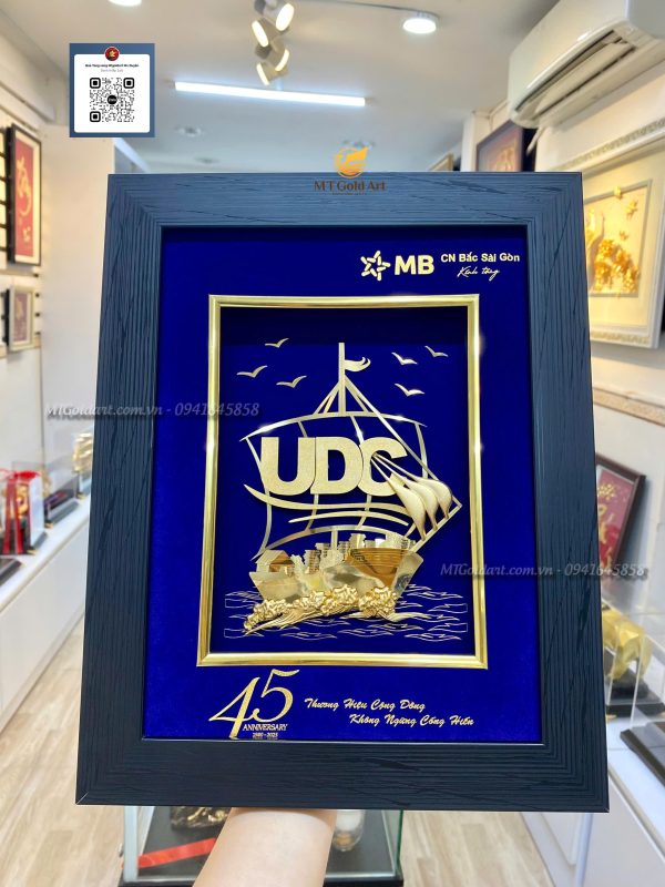 quà tặng kỷ niệm thành lập công ty UDC 45 năm -tranh thuyền số dát vàng quà tặng kỷ niệm thành lập công ty UDC 45 năm -tranh thuyền số dát vàng