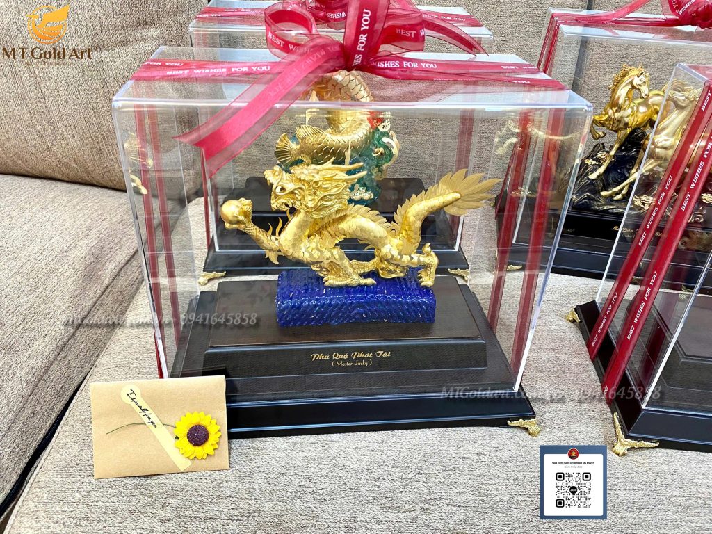 Quà Tặng Đối Tác Cao Cấp Từ Trung Quốc Đến Việt Nam: Bộ Tứ Linh Vật Dát Vàng Từ MT Gold Art quà tặng đối tác nam- tượng rồng phú quý dát vàng