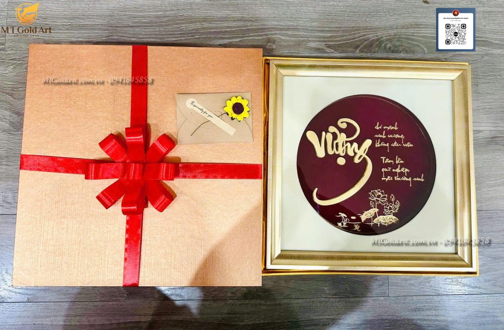 Tranh Chữ Vượng Dát Vàng 24k- Biểu Tượng Thịnh Vượng Và Đẳng Cấp quà tặng sếp ý nghĩa- tranh chữ vượng dát vàng