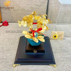 quà tặng đối tác nữ- chậu hoa lan dát vàng