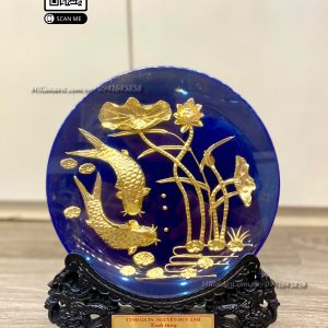 quà tặng lãnh đạo bệnh viện phụ sản- đĩa cá chép hoa sen dát vàng