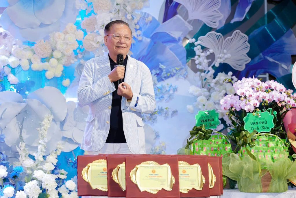 ảnh doanh nhân- ông Nguyễn Sỹ Tiệp- Chủ tịch Tập Đoàn xi măng Hoàng Long
