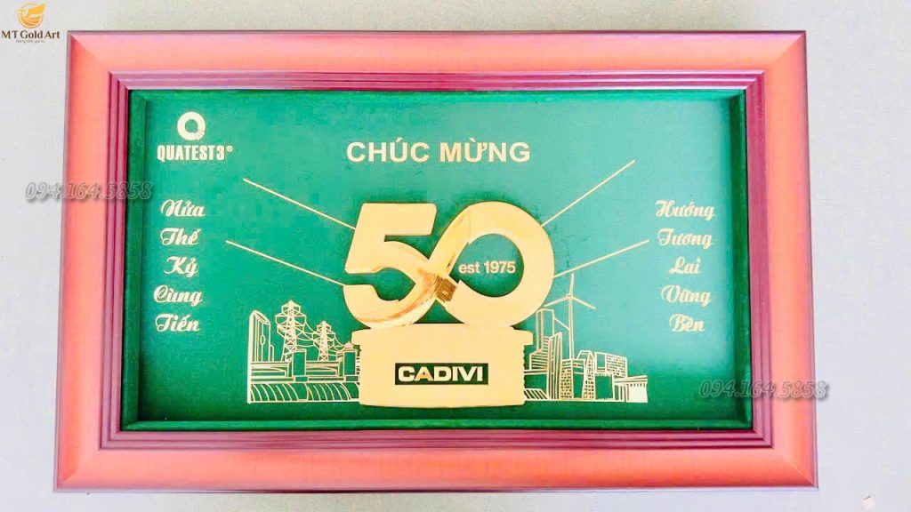 Quà 50 năm thành lập doanh nghiệp- CADIVI- tranh dát vàng thiết kế theo yêu cầu Quà 50 năm thành lập doanh nghiệp- CADIVI- tranh dát vàng thiết kế theo yêu cầu