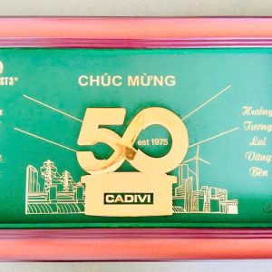 Quà 50 năm thành lập- trung tâm kiểm định QUATEST3- tranh dát vàng thiết kế theo yêu cầu