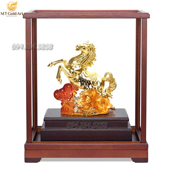 quà tết 2026 cao cấp- tượng ngựa phong thủy dát vàng