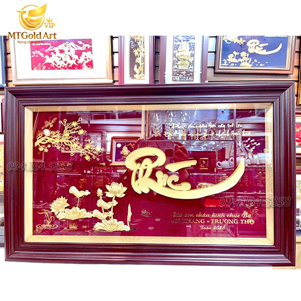 Quà mừng thọ Bà- Tranh chữ phúc hoa sen dát vàng