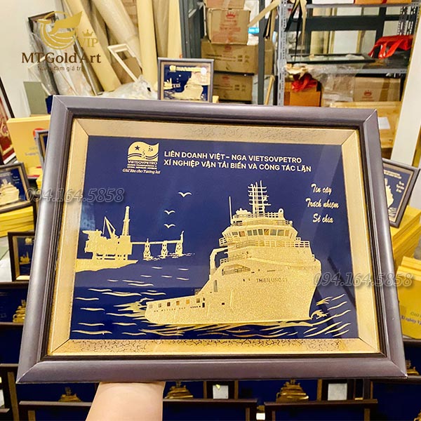 Quà tết khách hàng 2026-Liên Doanh Việt- Nga- tranh thuyền thuận buồm xuôi gió