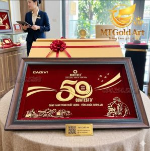 Quà kỷ niệm 50 năm thành lập QUATEST 3- CADIVI kính tặng- tranh dát vàng thiết kế theo yêu cầu