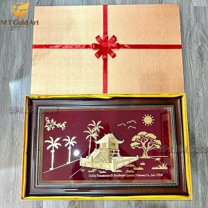 qua tang doi tac nuoc ngoai Toshiba tranh chua mot cot dat vang